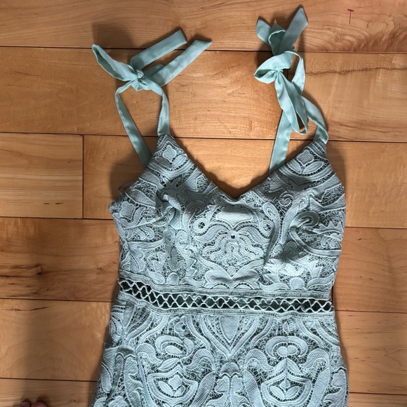 Lulus Won Your Heart Sage Green Lace Tie-Strap High-Low Midi Dress Size Small - Picture 5 of 6
